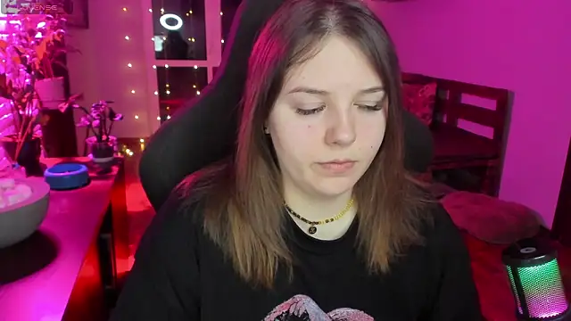 XNirvanaX online show from February 9, 2026, 3:48 am