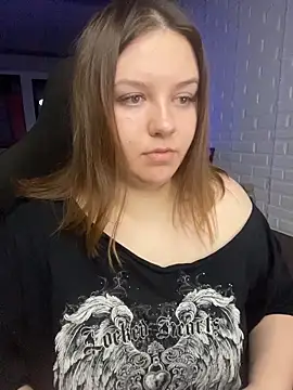 Snapshot of XNirvanaX chatting on November 22, 2025, 2:32 am XNirvanaX online show from November 22, 2025, 2:32 am