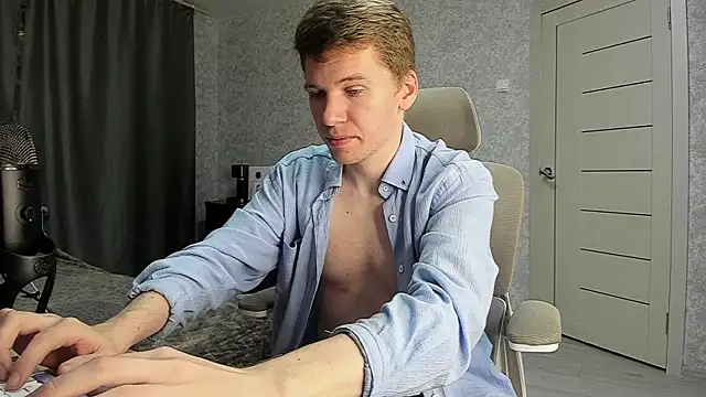 Snapshot of Bananas_dick chatting on June 22, 2026, 3:25 am Bananas dick online show from June 22, 2026, 3:25 am