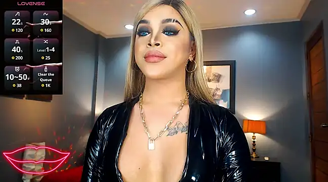 Snapshot of BitchyTYRA chatting on February 22, 2025, 6:17 am BitchyTYRA online show from February 22, 2025, 6:17 am
