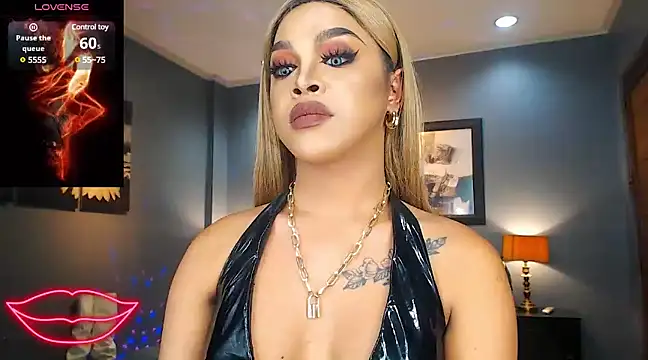 Snapshot of BitchyTYRA chatting on March 7, 2025, 6:35 am BitchyTYRA online show from March 7, 2025, 6:35 am