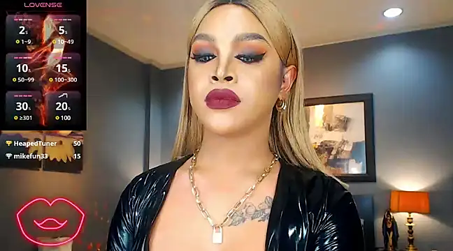 Snapshot of BitchyTYRA chatting on March 14, 2025, 6:10 am BitchyTYRA online show from March 14, 2025, 6:10 am