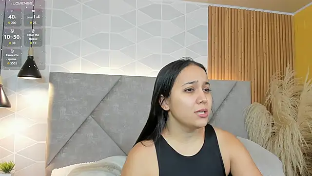 Snapshot of Sammy_Fit_ chatting on June 1, 2026, 12:05 pm Sammy Fit online show from June 1, 2026, 12:05 pm