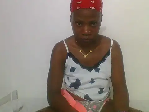 Snapshot of Sweetbaby004 chatting on October 13, 2025, 2:51 pm Sweetbaby004 online show from October 13, 2025, 2:51 pm