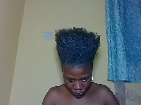 Snapshot of Sweetbaby004 chatting on May 24, 2026, 6:52 pm Sweetbaby004 online show from May 24, 2026, 6:52 pm