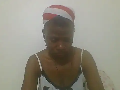 Snapshot of Sweetbaby004 chatting on September 13, 2025, 7:14 pm Sweetbaby004 online show from September 13, 2025, 7:14 pm