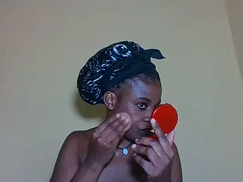 Snapshot of Sweetbaby004 chatting on June 12, 2026, 6:27 pm Sweetbaby004 online show from June 12, 2026, 6:27 pm
