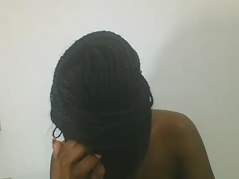 Snapshot of Sweetbaby004 chatting on September 25, 2025, 4:18 am Sweetbaby004 online show from September 25, 2025, 4:18 am