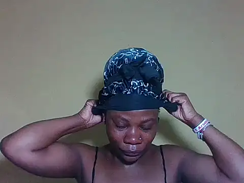 Snapshot of Sweetbaby004 chatting on June 16, 2026, 1:16 am Sweetbaby004 online show from June 16, 2026, 1:16 am