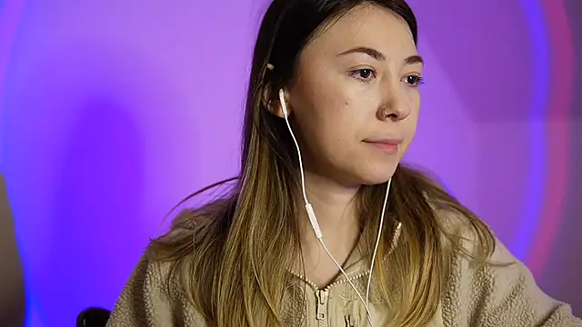 chibi moon  online show from January 11, 2025, 4:57 pm