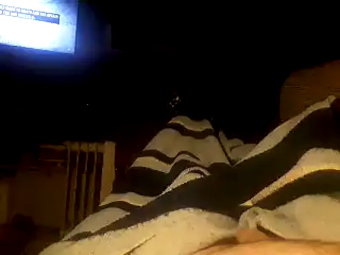 Snapshot of ciruelo1 chatting on December 18, 2025, 8:23 pm ciruelo1 online show from December 18, 2025, 8:23 pm