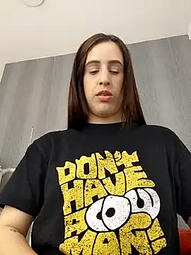 Amira Milker online show from September 13, 2025, 5:02 pm