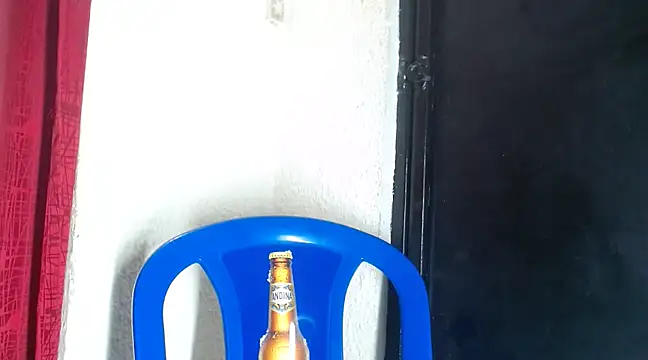 Snapshot of sebas_bigcock69 chatting on February 21, 2025, 2:17 am sebas bigcock69 online show from February 21, 2025, 2:17 am