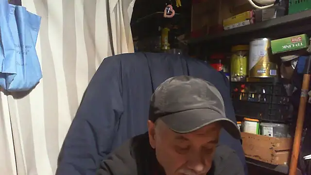 nonnomaturobisex online show from February 18, 2026, 3:30 pm