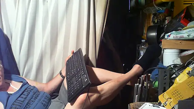Snapshot of nonnomaturobisex chatting on July 29, 2026, 9:52 am nonnomaturobisex online show from July 29, 2026, 9:52 am