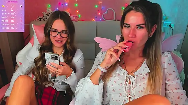 ivannatompsonnn online show from June 27, 2026, 3:23 am