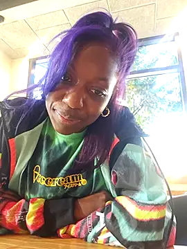 oliviaprettypussy online show from November 5, 2025, 9:07 pm