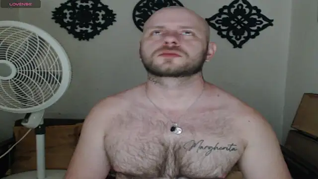 Snapshot of TONY_WHITE_7 chatting on July 28, 2026, 11:48 pm TONY WHITE 7 online show from July 28, 2026, 11:48 pm