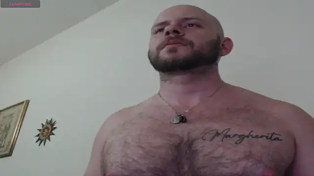 Snapshot of TONY_WHITE_7 chatting on August 5, 2026, 10:04 pm TONY WHITE 7 online show from August 5, 2026, 10:04 pm