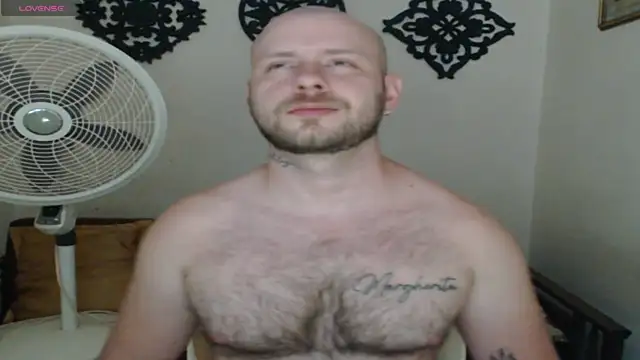 Snapshot of TONY_WHITE_7 chatting on July 20, 2026, 8:44 pm TONY WHITE 7 online show from July 20, 2026, 8:44 pm
