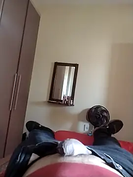 Lucasbaleii online show from February 6, 2026, 5:42 pm