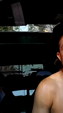 Roberts8inchcock online show from December 2, 2025, 2:01 am