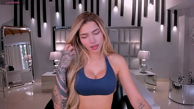 LexieWayne online show from June 30, 2026, 6:19 pm