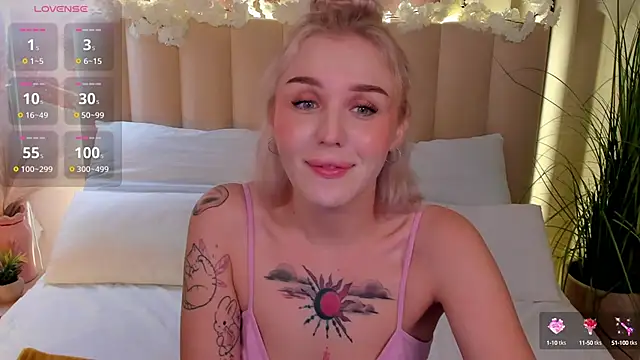 LianaFord online show from October 15, 2025, 12:20 am