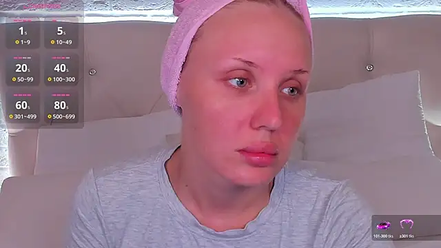 Snapshot of LianaFord chatting on August 2, 2026, 5:17 am LianaFord online show from August 2, 2026, 5:17 am