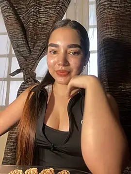 Snapshot of DulceChloe99 chatting on February 23, 2026, 10:21 pm DulceChloe99 online show from February 23, 2026, 10:21 pm