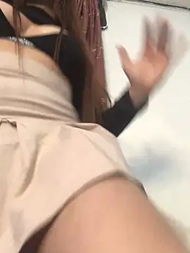 Snapshot of DulceChloe99 chatting on December 6, 2024, 1:24 am DulceChloe99 online show from December 6, 2024, 1:24 am