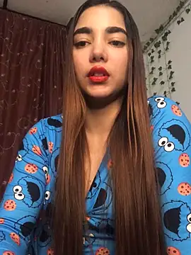 Snapshot of DulceChloe99 chatting on December 5, 2024, 3:09 am DulceChloe99 online show from December 5, 2024, 3:09 am