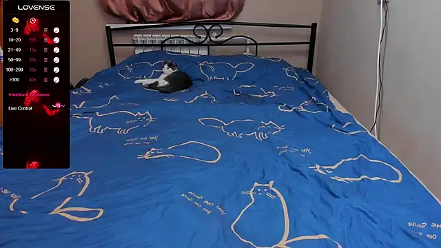 Snapshot of eva_zero chatting on October 26, 2025, 2:50 pm eva zero online show from October 26, 2025, 2:50 pm