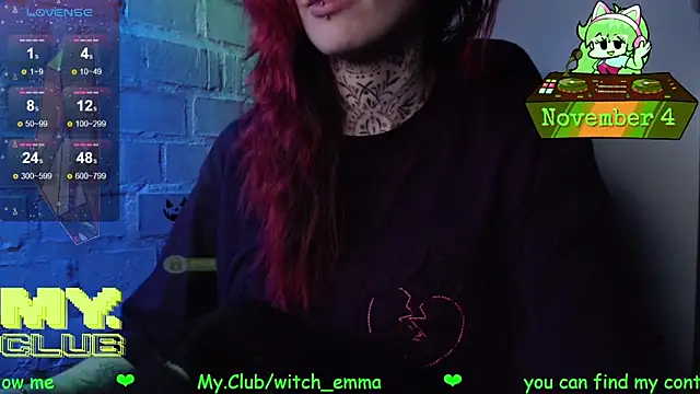 Snapshot of Witch_Emma chatting on November 4, 2025, 9:46 am Witch Emma online show from November 4, 2025, 9:46 am