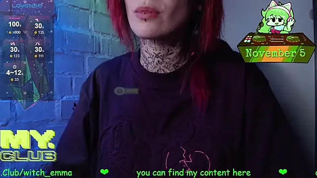 Snapshot of Witch_Emma chatting on November 5, 2025, 8:01 pm Witch Emma online show from November 5, 2025, 8:01 pm