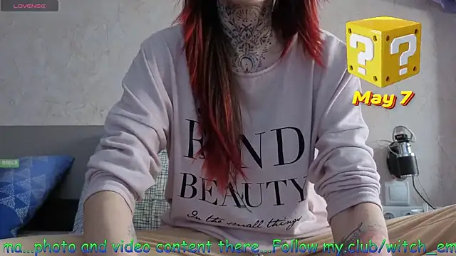 Witch Emma online show from May 7, 2026, 7:12 am