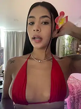 Snapshot of AntonellaRossi chatting on May 18, 2026, 8:02 pm AntonellaRossi online show from May 18, 2026, 8:02 pm