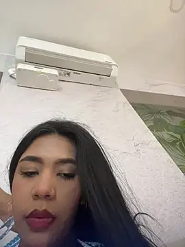 Snapshot of AntonellaRossi chatting on July 19, 2026, 1:52 pm AntonellaRossi online show from July 19, 2026, 1:52 pm