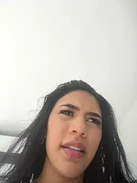 Snapshot of AntonellaRossi chatting on May 30, 2026, 7:52 pm AntonellaRossi online show from May 30, 2026, 7:52 pm