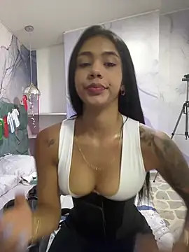 Snapshot of AntonellaRossi chatting on July 18, 2026, 1:41 pm AntonellaRossi online show from July 18, 2026, 1:41 pm
