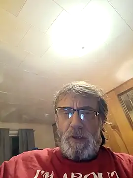 Snapshot of OralDesires2 chatting on November 22, 2025, 10:41 pm OralDesires2 online show from November 22, 2025, 10:41 pm