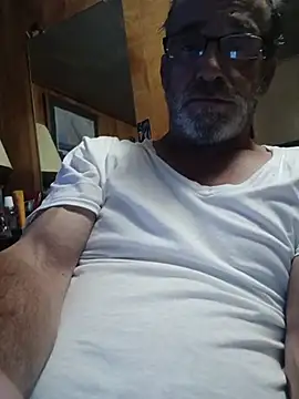 Snapshot of OralDesires2 chatting on August 6, 2026, 2:06 am OralDesires2 online show from August 6, 2026, 2:06 am