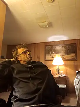 Snapshot of OralDesires2 chatting on October 19, 2025, 1:08 am OralDesires2 online show from October 19, 2025, 1:08 am