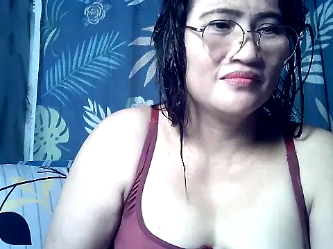Snapshot of Amazing_Angel22 chatting on October 9, 2025, 5:46 pm Amazing Angel22 online show from October 9, 2025, 5:46 pm