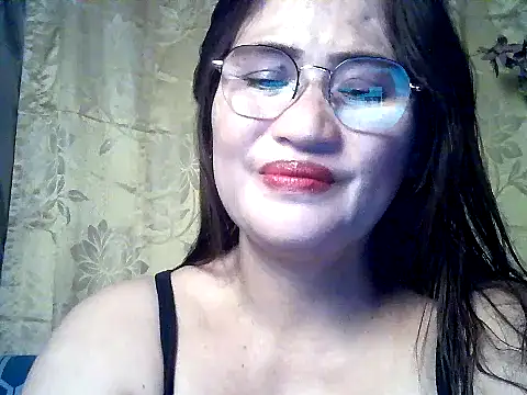Snapshot of Amazing_Angel22 chatting on November 25, 2025, 6:52 pm Amazing Angel22 online show from November 25, 2025, 6:52 pm