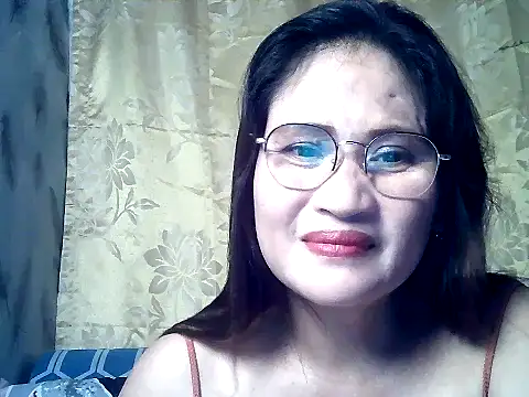 Snapshot of Amazing_Angel22 chatting on November 5, 2025, 5:49 pm Amazing Angel22 online show from November 5, 2025, 5:49 pm
