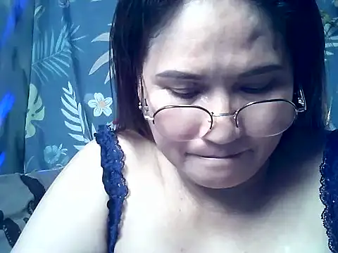 Snapshot of Amazing_Angel22 chatting on May 15, 2026, 12:47 pm Amazing Angel22 online show from May 15, 2026, 12:47 pm