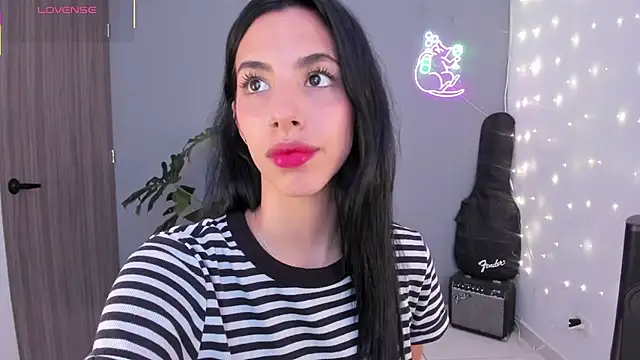 Snapshot of labrika_ chatting on October 24, 2025, 8:52 pm labrika online show from October 24, 2025, 8:52 pm