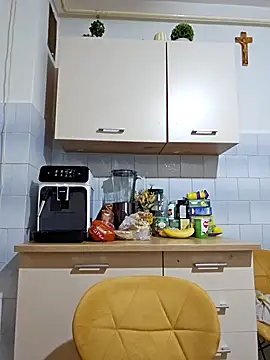 Snapshot of NathalieDream chatting on October 15, 2025, 7:16 am NathalieDream online show from October 15, 2025, 7:16 am