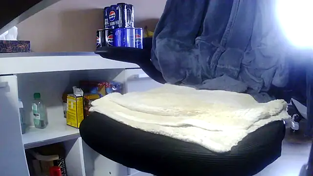 Snapshot of suedel65 chatting on February 9, 2026, 3:10 pm suedel65 online show from February 9, 2026, 3:10 pm